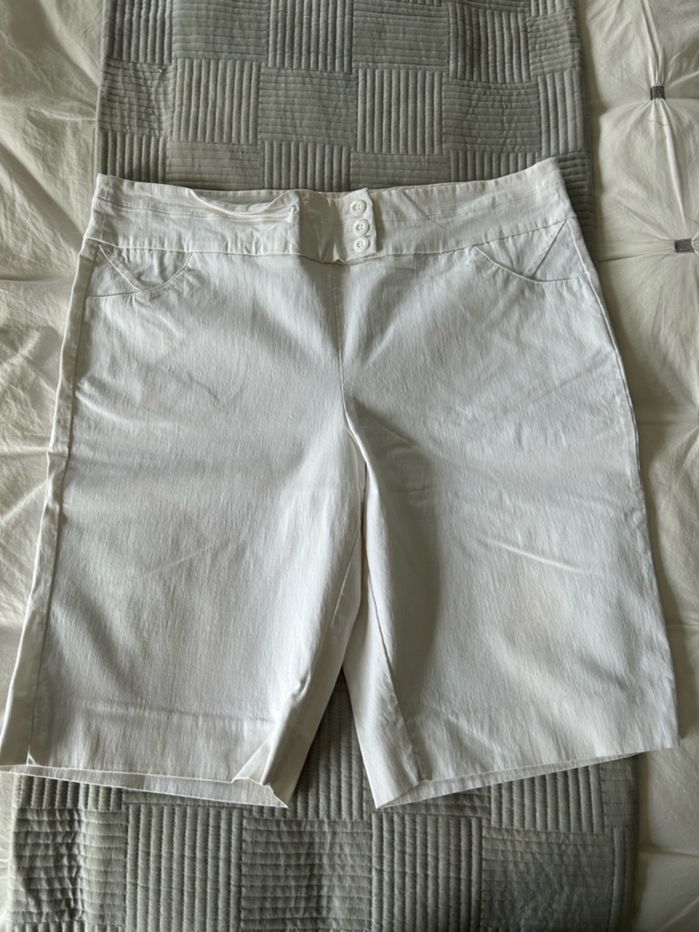 Addition Elle White Mid-Length Bermuda Shorts